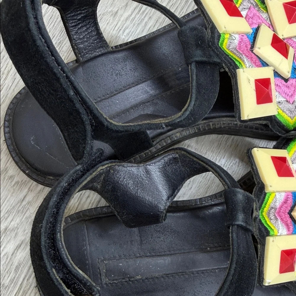 Kat Maconie Vibrant Geometric Black Sandals